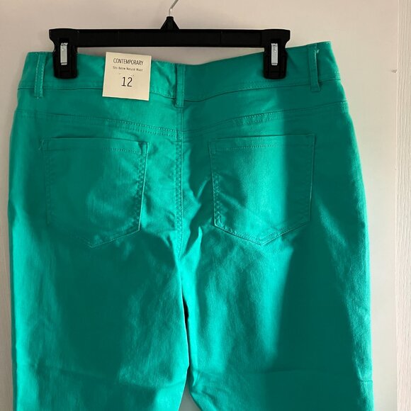 Cato New with Tags Women Size 12 Blue Green Jean Capri Pants. - Picture 6 of 9